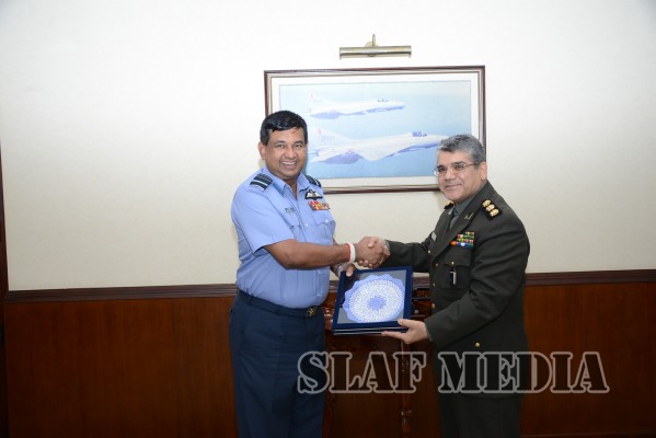 Defence Attaches Call on the Commander
