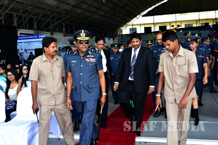 State Minister of Defence Visits SLAF 66th Anniversary Exhibition and Tattoo