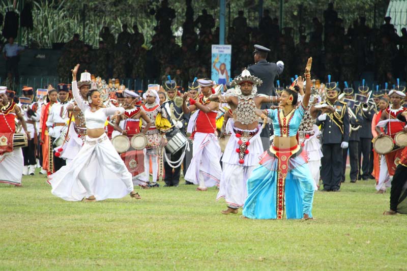 A Gala Opening For 6th Defense Services Games 2010