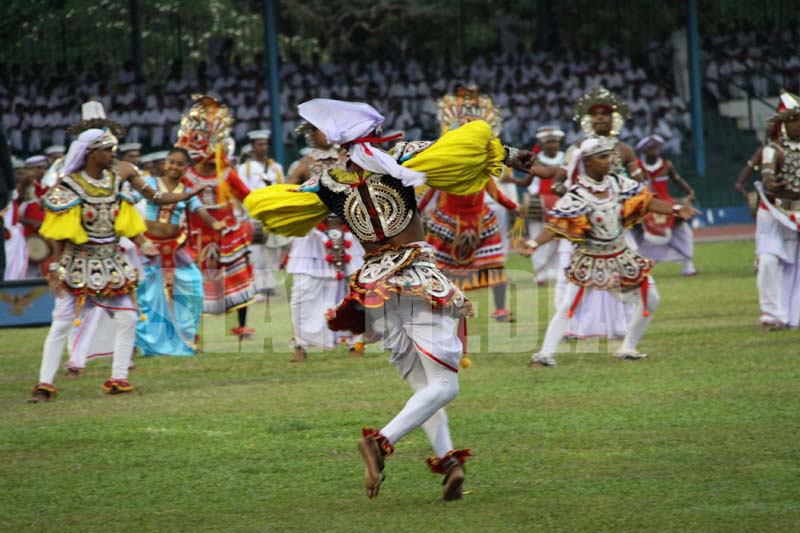 A Gala Opening For 6th Defense Services Games 2010