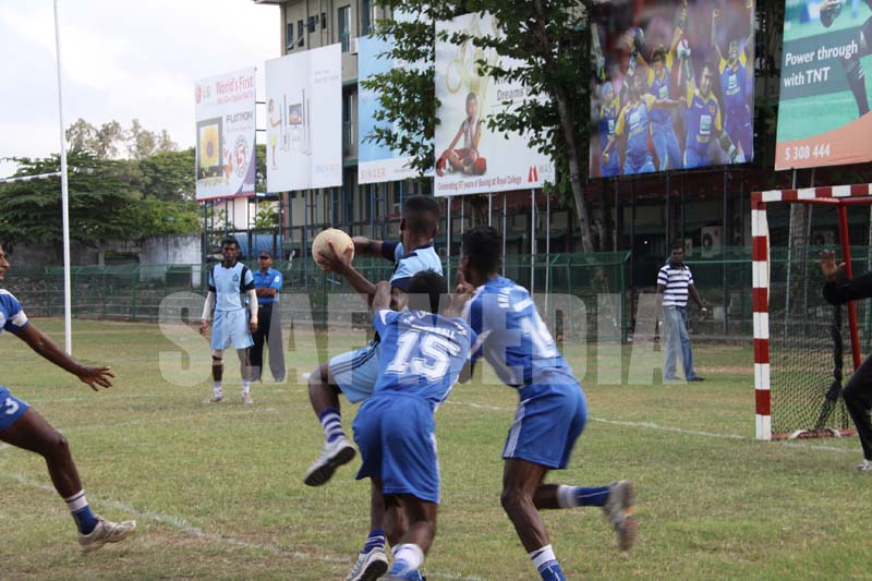 Army & SLAF Play In The First Ever Defence Services Handball Finals