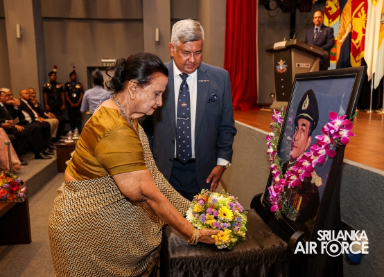 SLAF
COMMANDER ATTENDS 10TH DESHAMANYA GENERAL DENNIS PERERA ORATION