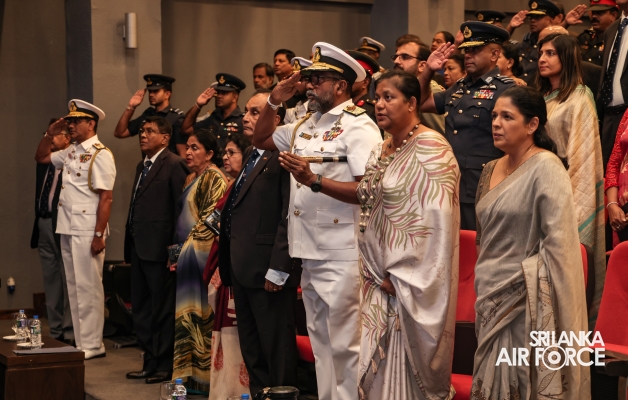 SLAF COMMANDER
ATTENDS 10TH DESHAMANYA GENERAL DENNIS PERERA ORATION