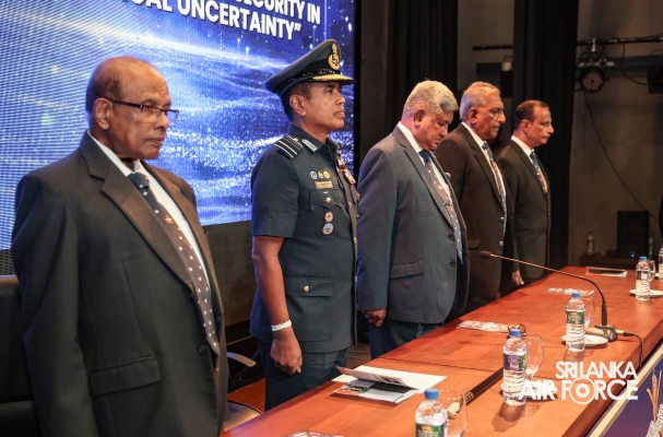 SLAF COMMANDER ATTENDS 10TH DESHAMANYA GENERAL DENNIS PERERA
ORATION