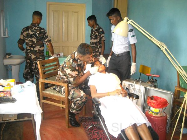 விஷேட பல்
வைத்திய முகாம் - பலாலி