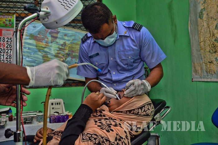 Mobile Dental Clinic at Al Furkhan Viddyala for Marble Beach Area Civilians
