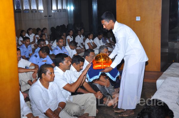 விமானப்படை தலமையகமில் தர்ம விரிவூரை நிகழ்ச்சி ஒன்று