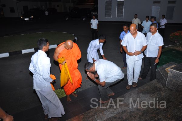 விமானப்படை தலமையகமில் தர்ம விரிவூரை நிகழ்ச்சி ஒன்று