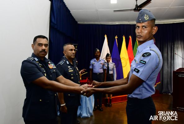 SLAF COMBAT TRAINING SCHOOL DIYATALAWA CONDUCTS THE AWARDS CEREMONY FOR THE INSTRUCTOR COURSES