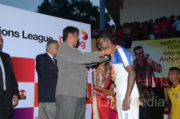 SLAF wins Dialog Champions Football League 2013