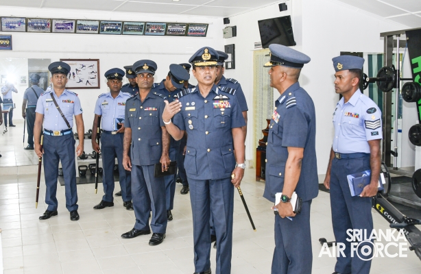 COMMANDER’S INSPECTIONS OF SLAF COMBAT TRAINING SCHOOL
DIYATALAWA
