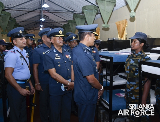 COMMANDER’S INSPECTIONS OF SLAF COMBAT TRAINING SCHOOL
DIYATALAWA