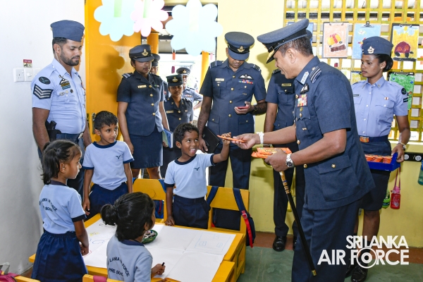 COMMANDER’S INSPECTIONS OF SLAF COMBAT TRAINING SCHOOL
DIYATALAWA