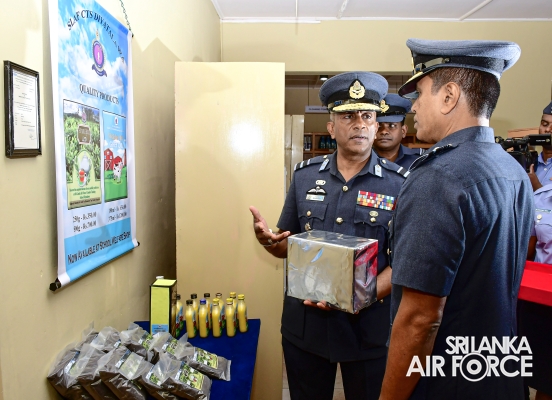 COMMANDER’S INSPECTIONS OF SLAF COMBAT TRAINING SCHOOL
DIYATALAWA
