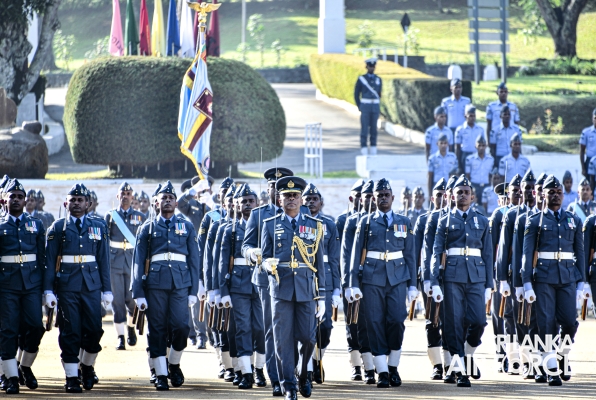 COMMANDER’S INSPECTIONS OF SLAF COMBAT TRAINING SCHOOL
DIYATALAWA