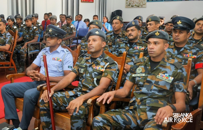 SLAF COMBAT TRAINING SCHOOL DIYATALAWA CONDUCTS ENGLISH LANGUAGE PERFORMANCE DAY