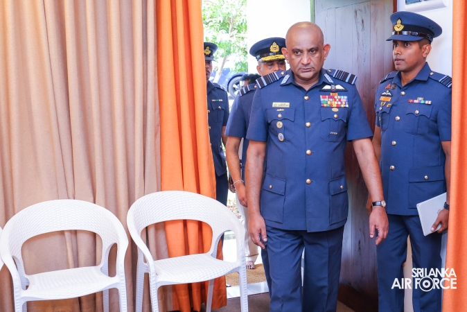 COMMANDER’S INSPECTION AT SLAF COMBAT TRAINING SCHOOL DIYATALAWA