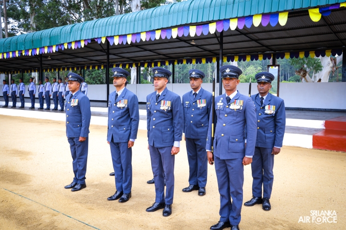 COMMANDER’S INSPECTION AT SLAF COMBAT TRAINING SCHOOL DIYATALAWA