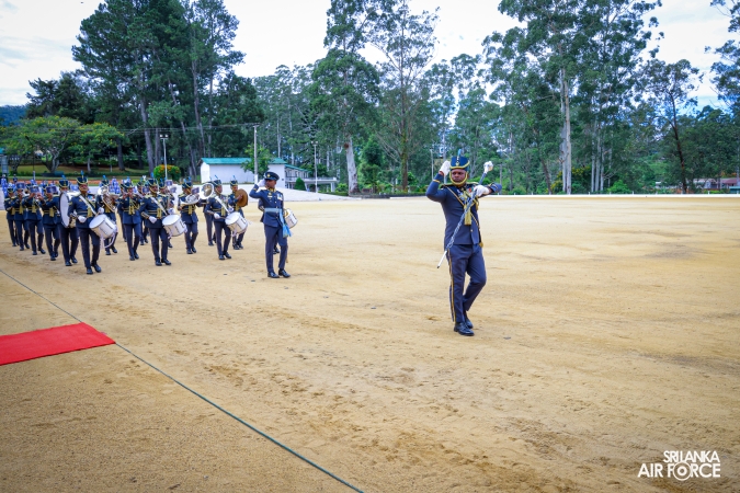 COMMANDER’S INSPECTION AT SLAF COMBAT TRAINING SCHOOL DIYATALAWA