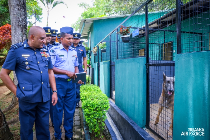 COMMANDER’S INSPECTION AT SLAF COMBAT TRAINING SCHOOL DIYATALAWA