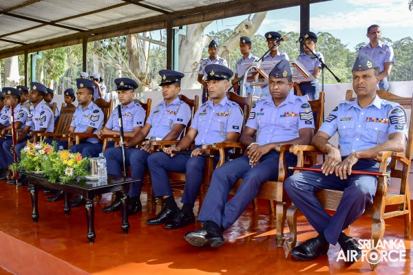THE SLAF COMBAT TRAINING SCHOOL, DIYATALAWA ESTABLISHES OFFICER CADETS GOVERNMENT