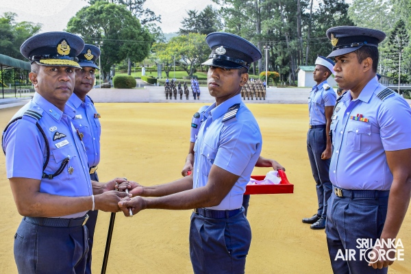 THE SLAF COMBAT TRAINING SCHOOL, DIYATALAWA ESTABLISHES OFFICER CADETS GOVERNMENT