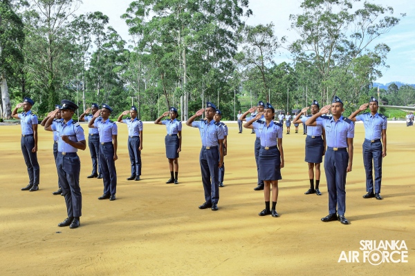 THE SLAF COMBAT TRAINING SCHOOL, DIYATALAWA ESTABLISHES OFFICER CADETS GOVERNMENT