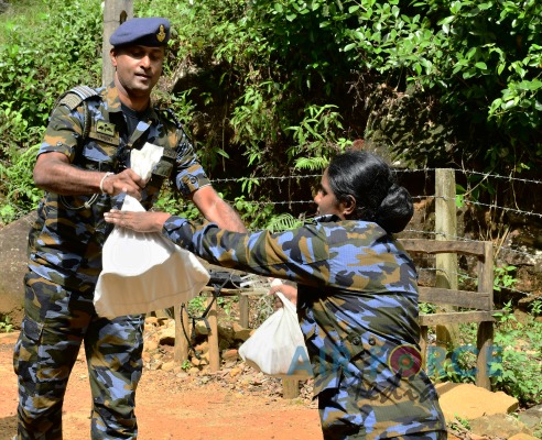 SRI LANKA AIR FORCE COMBAT TRAINING SCHOOL CONVEYS BRICKS TO SACRED SRI PADA