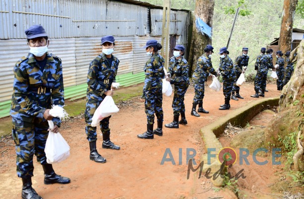 SRI LANKA AIR FORCE COMBAT TRAINING SCHOOL CONVEYS BRICKS TO SACRED SRI PADA