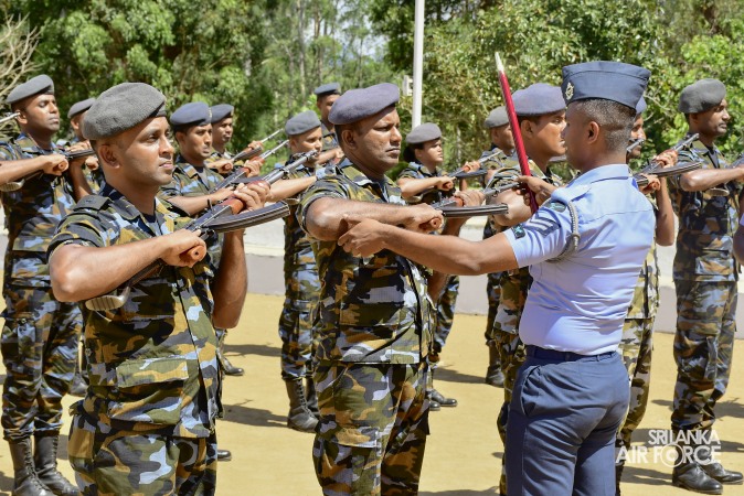 SLAF
COMBAT TRAINING SCHOOL DIYATALAWA CONDUCTS SPECIALIZED COMBAT TRAINING
FOR UN PEACEKEEPING MISSION PARTICIPANTS