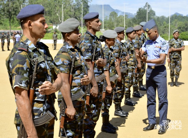 SLAF
COMBAT TRAINING SCHOOL DIYATALAWA CONDUCTS SPECIALIZED COMBAT TRAINING
FOR UN PEACEKEEPING MISSION PARTICIPANTS