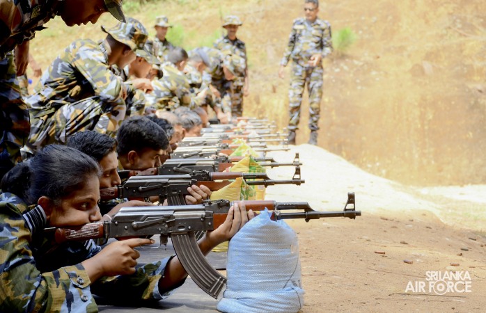 SLAF COMBAT
TRAINING SCHOOL DIYATALAWA CONDUCTS SPECIALIZED COMBAT TRAINING FOR UN
PEACEKEEPING MISSION PARTICIPANTS