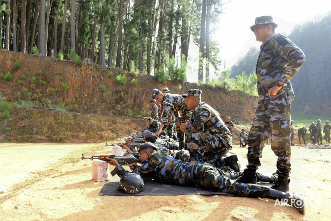 SLAF COMBAT
TRAINING SCHOOL DIYATALAWA CONDUCTS SPECIALIZED COMBAT TRAINING FOR UN
PEACEKEEPING MISSION PARTICIPANTS
