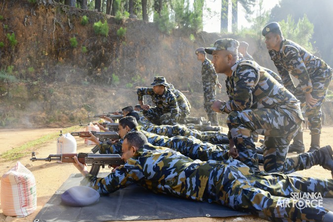 SLAF COMBAT
TRAINING SCHOOL DIYATALAWA CONDUCTS SPECIALIZED COMBAT TRAINING FOR UN
PEACEKEEPING MISSION PARTICIPANTS
