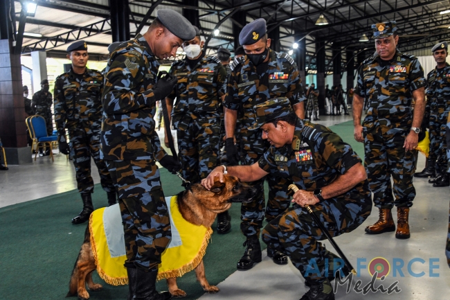 EXPLOSIVE AND
NARCOTIC DETECTING AIR DOGS PASS OUT AT KATUNAYAKE