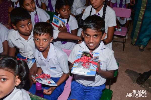 SLAF SEVA VANITHA UNIT ASSISTS THE KIDAGALEGAMA VIDYALAYA MEDAWACHCHIYA