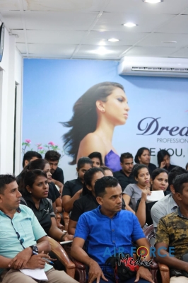Dreamron Conducts Hair-Care Workshop for SLAF Beauticians