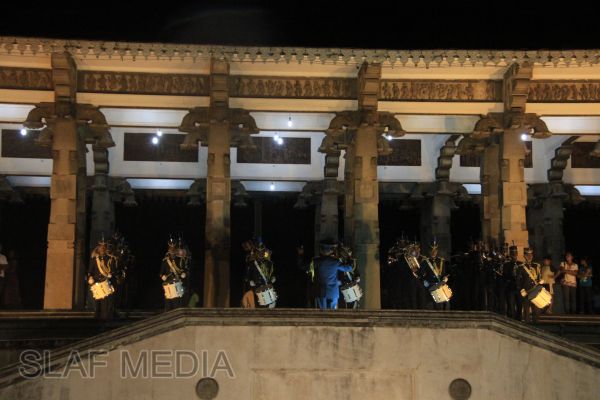 விமானப்படையின் வாத்திய மற்றும் நடன குழுவின் விசேட காட்சி நிகழ்ச்சி
