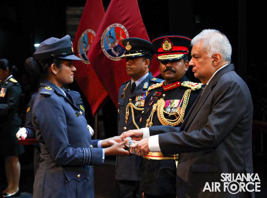 GRADUATION
CEREMONY OF NO.17 DEFENCE SERVICES COMMAND AND STAFF COURSE
