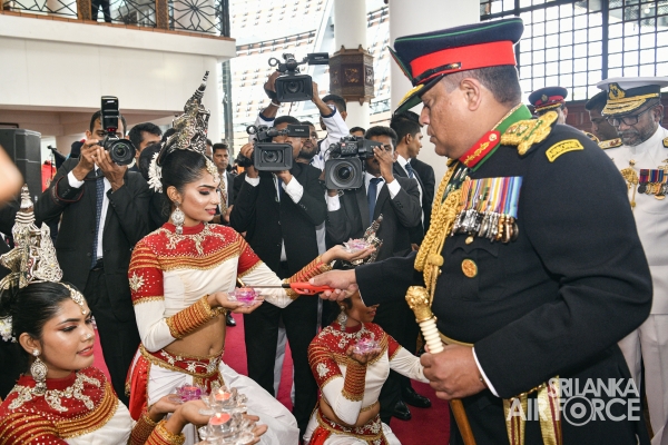 GRADUATION
CEREMONY OF NO.17 DEFENCE SERVICES COMMAND AND STAFF COURSE