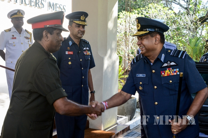 Commander of the Air Force Addresses the Course No. 9 of Dscsc