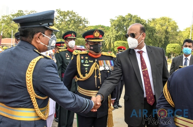 27 SLAF OFFICERS GRADUATE FROM DEFENCE SERVICES COMMAND AND STAFF COLLEGE