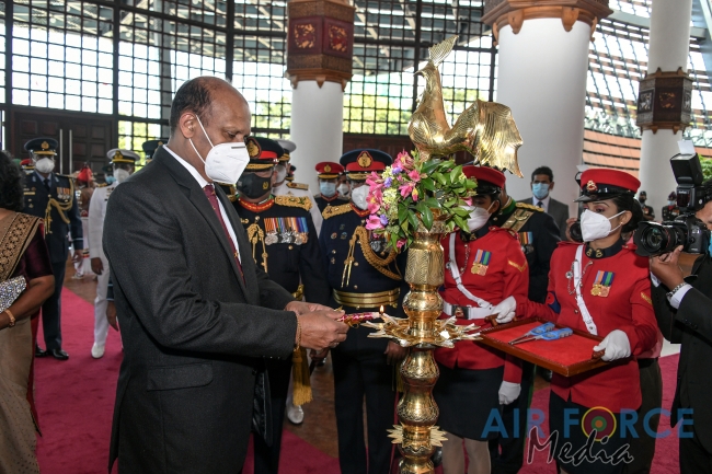 27 SLAF OFFICERS GRADUATE FROM DEFENCE SERVICES COMMAND AND STAFF COLLEGE