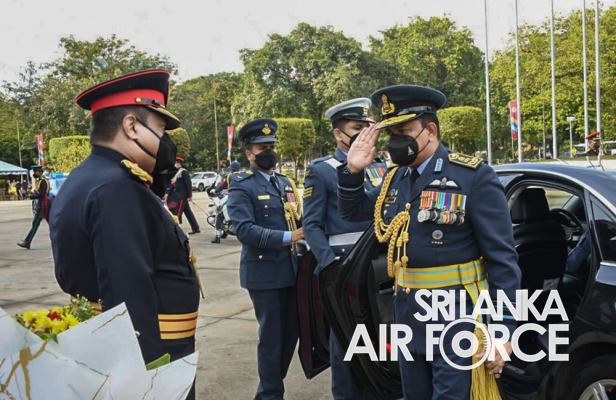 NO 15 DEFENCE SERVICES COMMAND AND STAFF COURSE GRADUATION HELD AT THE NELUM POKUNA THEATRE