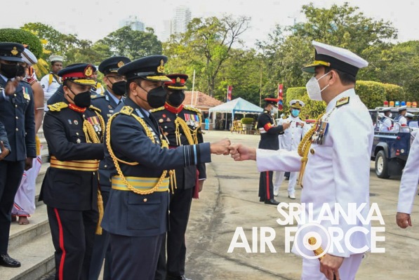 NO 15 DEFENCE SERVICES COMMAND AND STAFF COURSE GRADUATION HELD AT THE NELUM POKUNA THEATRE