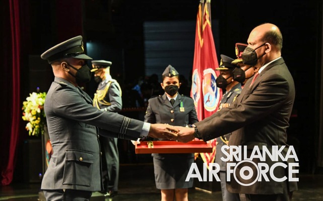 NO 15 DEFENCE SERVICES COMMAND AND STAFF COURSE GRADUATION HELD AT THE NELUM POKUNA THEATRE