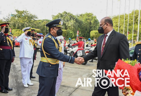 NO 15 DEFENCE SERVICES COMMAND AND STAFF COURSE GRADUATION HELD AT THE NELUM POKUNA THEATRE