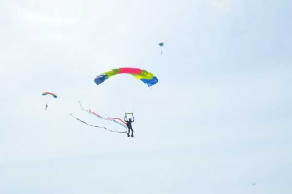3rd Defence
Services Parachuting Championship 2014 - SLAF Drop Zone Ampara