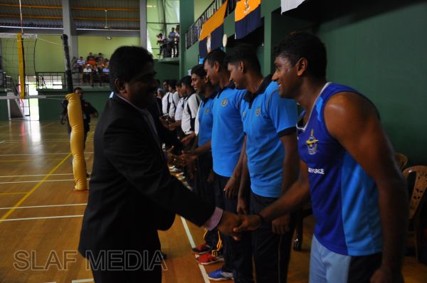 ආරක්ෂක සේවා අත් පන්දු ශූරතාවය ගුවන් හමුදාවට