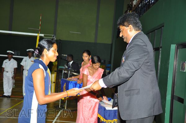 ආරක්ෂක සේවා අත් පන්දු ශූරතාවය ගුවන් හමුදාවට